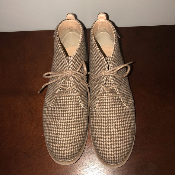 Bass Elyse plaid chukka boots size 8 1/2. EUC - Picture 3 of 8